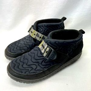 Chaco Women's Sz 10.5 Ramble Puff Snow Bootie Slipper Boots Black Water Resist